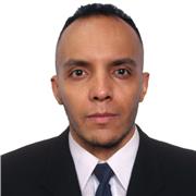 Soy profesor o tutor en matemáticas, enseño a niños y adolecentes